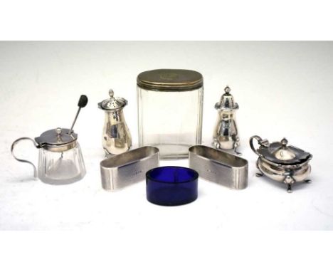 Quantity of silver items to include pair of George V engine-turned napkin rings, Birmingham 1928, cruets, etc, 175 grams appr