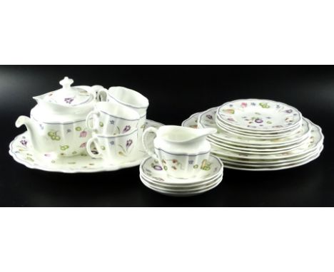 A Royal Crown Derby Chatsworth pattern part dinner and tea service, to include an oval meat dish, teapot and cover etc.