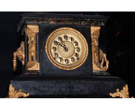 An early 20th Century gilt spelter painted pine mantle clock, h:30cm