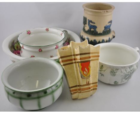 An Art Deco Ducal wall pocket H. 24cm, together with a Doulton jar, a chamber pot and wash bowl, and 2 further chamber pots