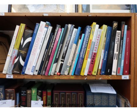 Approximately 30 titles relating to design including Grayson Perry, 'The Tomb of the Unknown Craftsman',  'Arte Povera', 'Col