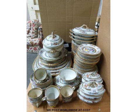A very large Oriental style dinner and tea service in 'Shanghae' by T Till & Son