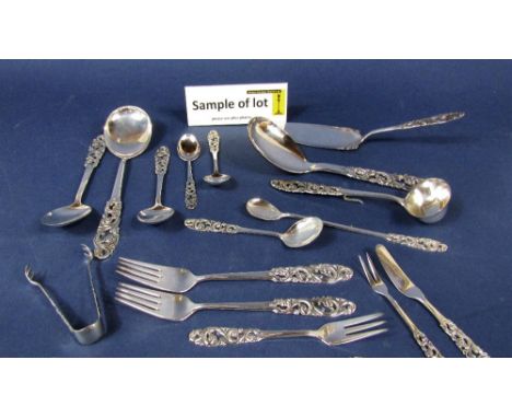 Extensive and comprehensive canteen of Norwegian 830 silver flatware by David Andersen comprising 10 coffee spoons, 8 teaspoo