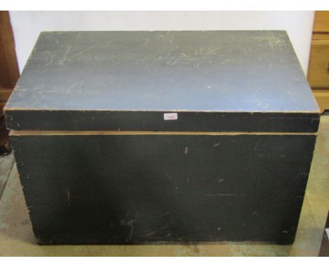 A vintage green stained pine blanket box with hinged lid and removable tray to interior