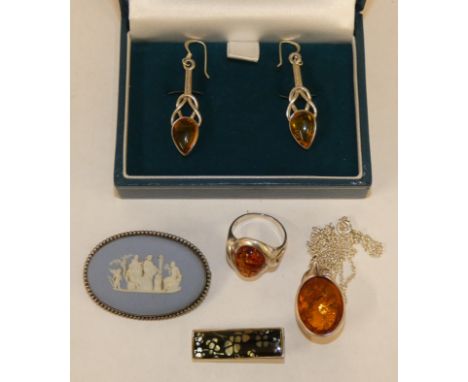 A silver and amber pendant ring and earrings and a Jasper brooch