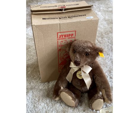 A boxed Steiff '1906 Classic Teddybear', with genuine mohair, EAN 654794.