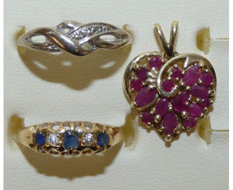 An Edwardian 18ct gold sapphire and diamond ring, a 9ct white gold diamond ring and a 9ct gold ruby pendant