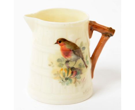 A ROYAL WORCESTER BARREL SHAPED CREAM JUG, PAINTED BY W. POWELL, SIGNED, WITH A ROBIN ON HONEYSUCKLE, 6.5CM H, GREEN PRINTED 