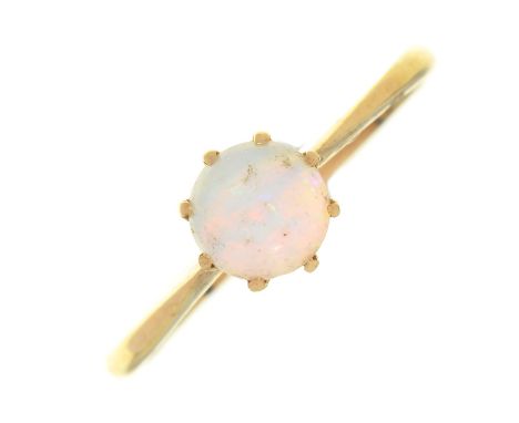 AN OPAL RING IN GOLD MARKED 18CT, 1.5G, SIZE O½ 