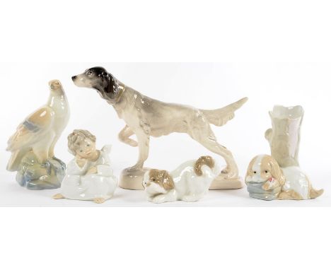 A LLADRO FIGURE OF AN ANGEL, A NAO PUPPY AND THREE OTHER SIMILAR PORCELAIN ANIMALS, VARIOUS SIZES, PRINTED MARKS 