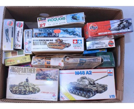 One box containing 20 various boxed plastic military kits and 1/43 scale diecast mixed manufactures all appear unmade, exampl