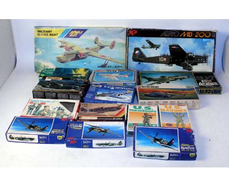 One box containing 21 various mixed scale plastic military aircraft and vehicle kits, mixed manufactures but all examples app