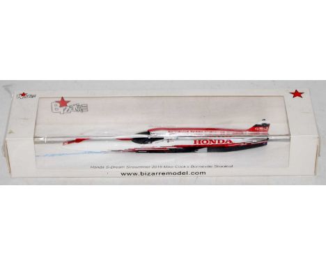 A Bizarre Model 1/43 scale resin model of a Honda S Dream Streamliner 2016 Mike Cooke's Bonneville Shoot Out land speed recor