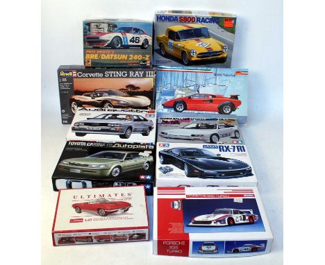 Ten various boxed 1/24 scale plastic classic car and racing car kits, mixed examples, to include Tamiya, Revell, Fujimi, and 