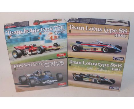 An Ebbro 1/24 scale plastic kit Formula One race car group, to include a Team Lotus type 72C race car, a Rob Walker Team Lotu