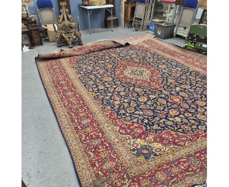 A persian Kashan carpet 540 x 470 cm