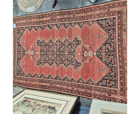 An antique Persian Malayer rug. 190 x 120 cm.
