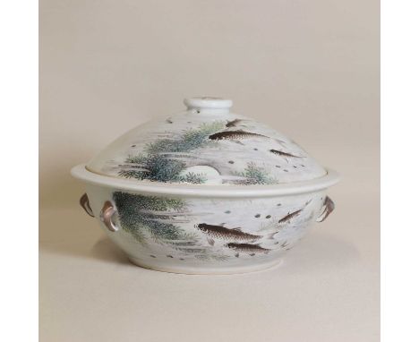 A Chinese qianjiang enamelled bowl and cover, 20th century, the rounded sides rising from a circular foot with loop handles, 