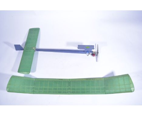DIXILANDER F/F power model with AM35 diesel with engine timer (Green and Black).