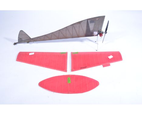 SCRAMBLED EGG model with ALBON SPITFIRE 1.0cc diesel and engine timer KSB.