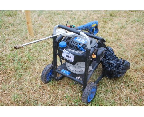 A MacAllister pressure washer, engine starts easily and runs fine.