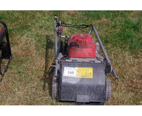 A Honda HRB 476C petrol engined lawn mower, no grass collector. Engine turns.