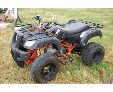 Jackal Kayo child's Quadbike. for spares and repairs (engine turns with good compression).