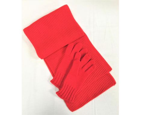 BRIGHT ORANGE RIBBED CASHMERE SCARF with matching cashmere gloves bby McGeorge of Scotland (size small) 