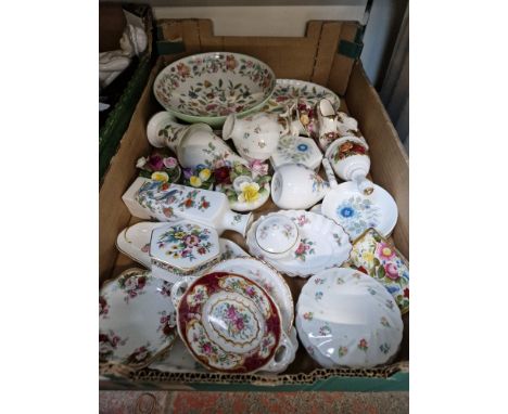 7 Royal Albert ‘Old Country Roses’ china items, Minton ‘Haddon Hall’ footed bowl (22cm diameter) and oval dish, other items b