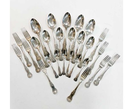 Perth - A 21-piece harlequin set of Victorian silver flatware, with 6 earlier additions,  Edinburgh Assay Office marked, 'Kin