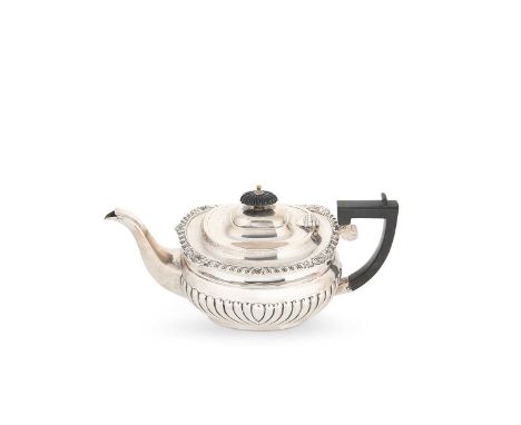 Chester - A George V silver teapot, mark of George Nathan &amp; Ridley Hayes, 1914, in the Queen Anne style and of rectangula