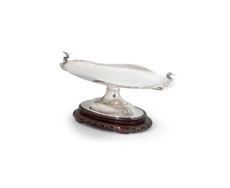 An early 20th century Japanese metalwares comport and stand,  retailed by Samurai Shokai, Yokohama, circa 1920, marked STERLI