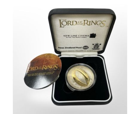 A Queen Elizabeth II 2003 New Zealand 'Lord of the Rings' 1 dollar 0.925 silver proof coin, 28.28g, cased.