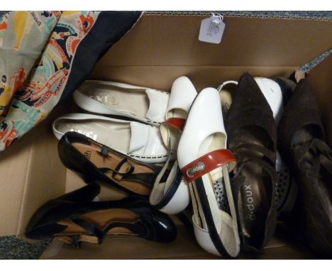 Vintage shoes - Shelleys, Faith, Gaymode, c.doux, Oxel and a vintage small scarf ( 1 box)