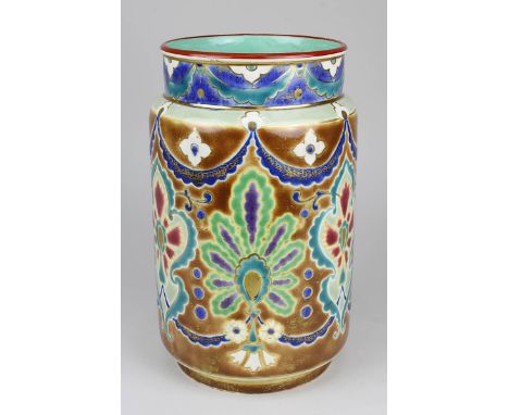 Longwy Vase bzw. Lampenfuß im orientalischen Stil, um 1870, Keramik heller Scherben, Außenwandung mit leicht reliefiertem flo