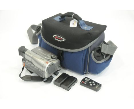 Canon video camera with bag 