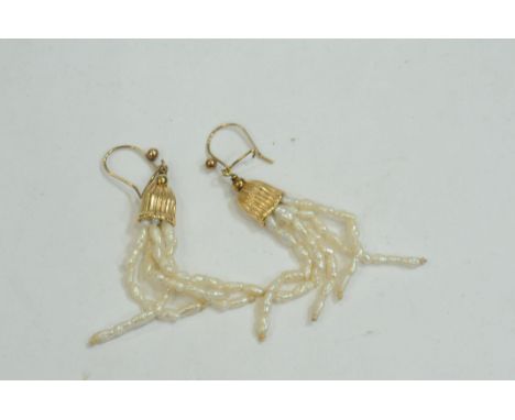 Pair of freshwater pearl earrings 
