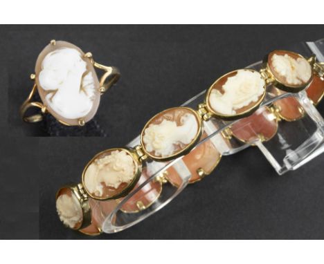 set of a ring and bracelet in yellow gold (18 carat) with cameos || Set van een ring en een bracelet in geelgoud (18 karaat) 