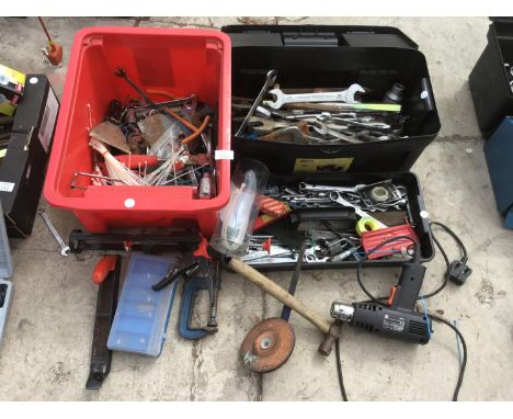A LARGE QUANTITY OF TOOLS TO INCLUDE SPANNERS, G CLAMPS, HEAT GUN ETC 