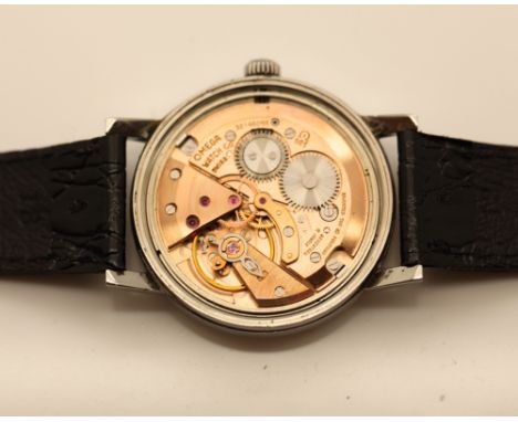 Omega Geneve. Calibre 601, 17 Jewel adjusted 2 positions manual wind. Case Size 35mm. Full working order.