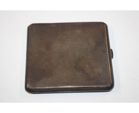 A silver engine turned decorated cigarette case, approx. 137gms