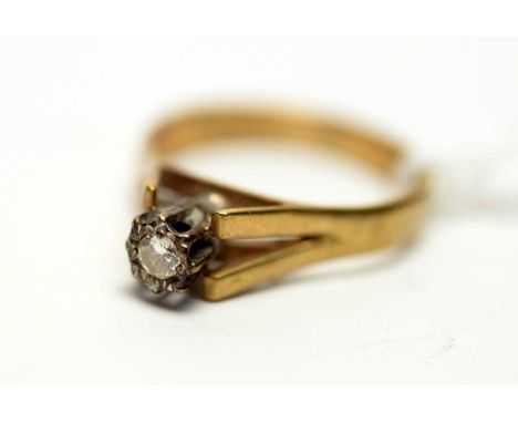 A single stone diamond ring, the brilliant cut diamond in crown mount on 9ct yellow gold shank, ring size M.