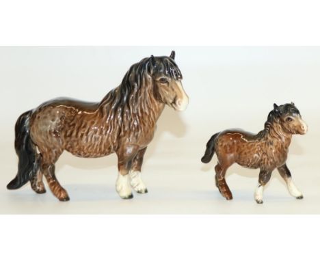 Beswick Shetland pony mare, model 1033, and foal (2) 