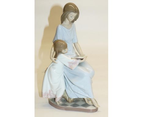 Lladro porcelain figurine 'Bedtime Story', model No. 5457 