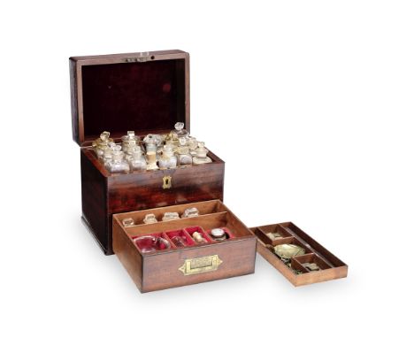 A MAHOGANY APOTHECARY CHEST, ENGLISH, EARLY 19TH CENTURY,with recessed brass carrying handle, the hinged lid lined and openin