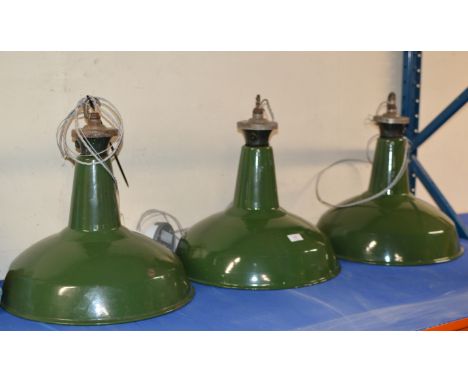 SET OF 3 VINTAGE BENJAMIN ENAMEL LIGHT FITTINGS - REWIRED TO MODERN SPECIFICATION     