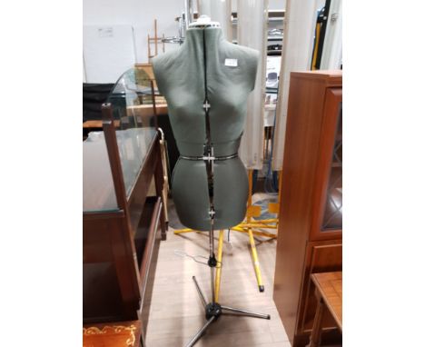 A REVOLVING SHOP MANNEQUIN