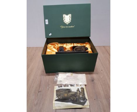 RINGTONS YOUR TEA MADAM HORSE AND CARRIAGE IN ORIGINAL BOX