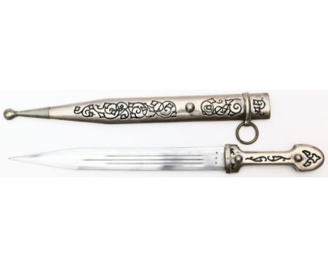 Dolch. Eisenklinge, bez. S&K sowie 55. Griff und Scheide aus Metall mit schwarzem Dekor. Gebrauchsspuren. Kaukasus. L. 50 cm.