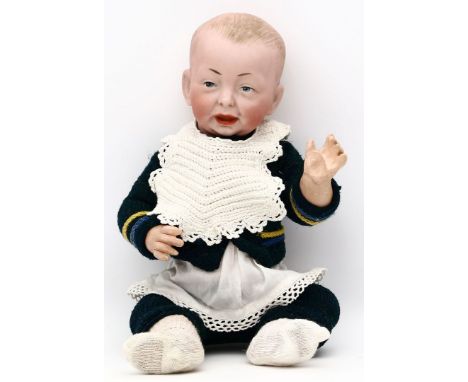 Kaiser-Baby. Bisk.-Porz.-Kurbelkopf, gem. 28 K*R 100. Offen geschlossener Mund. Gemalte, blaue Augen, gemalte Augenbrauen. Mo